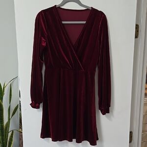 Elegant Burgundy Velvet Dress Size Large